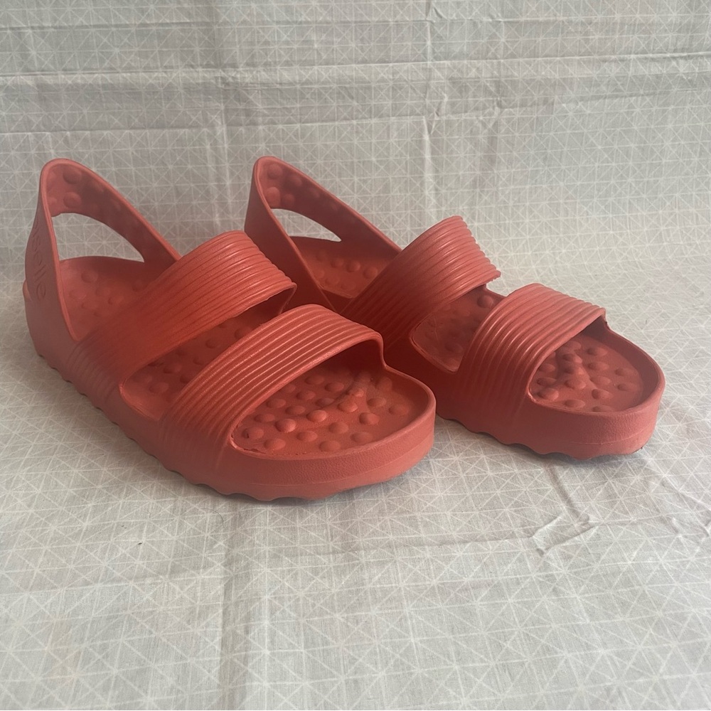 oiselle Coral Orange Dual-Strap Slip-On Sandals